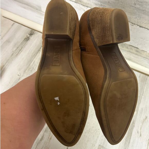 Frye Womens 10 Brown Suede Leather Side Zip Western Heeled Ankle Boots - Picture 7 of 10